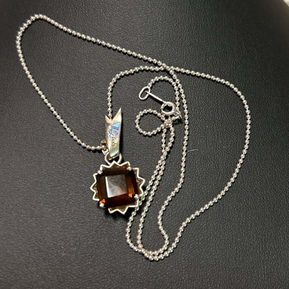 Vintage sterling silver Q-pot chocolate smoky topaz cup cake pendant necklace